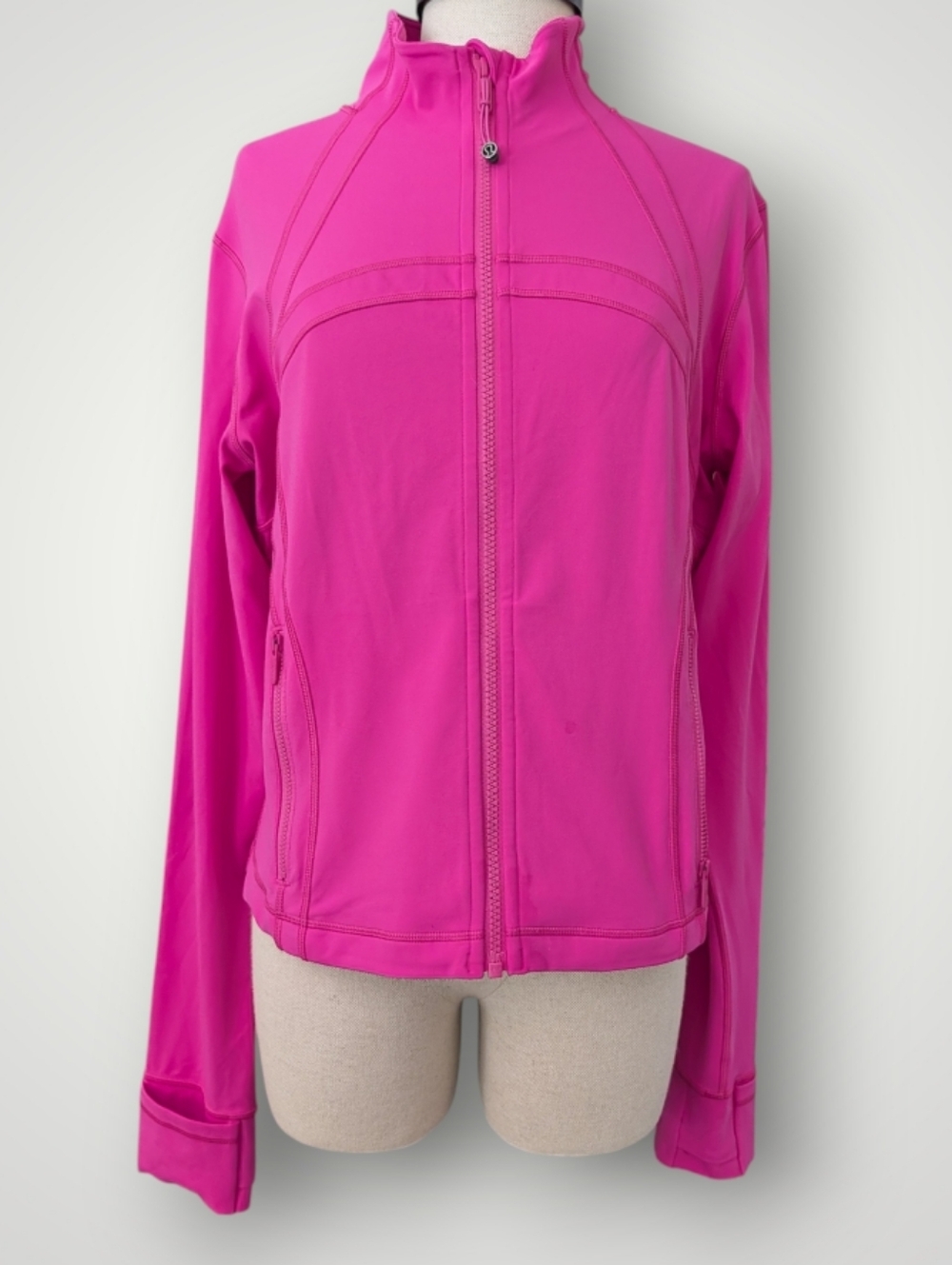 Lululemon Define Cropped Jacket - Picture 2 of 12